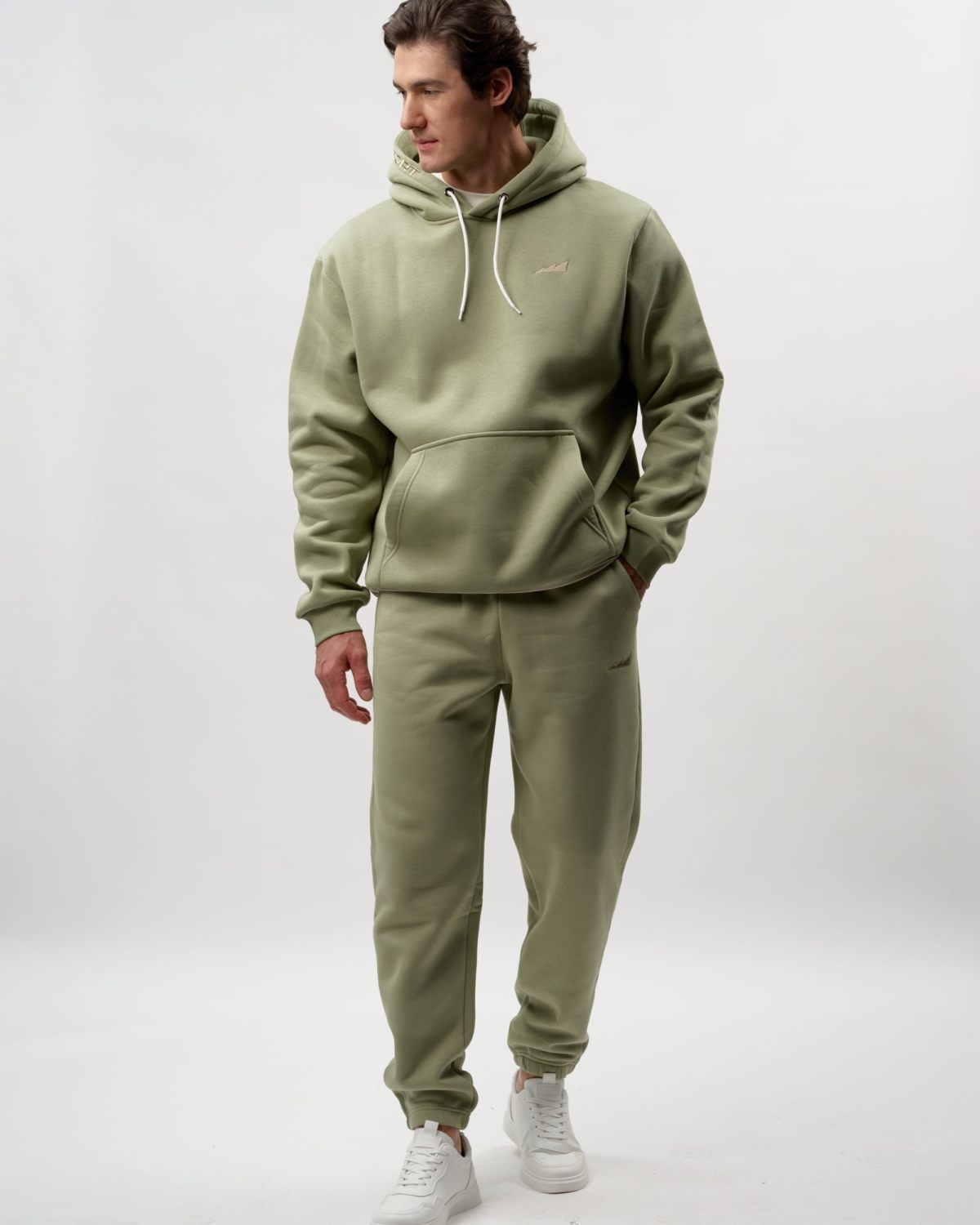 Утепленные брюки джоггеры Classic Nikasport, CL54-M11-OLV, цвет оливковый