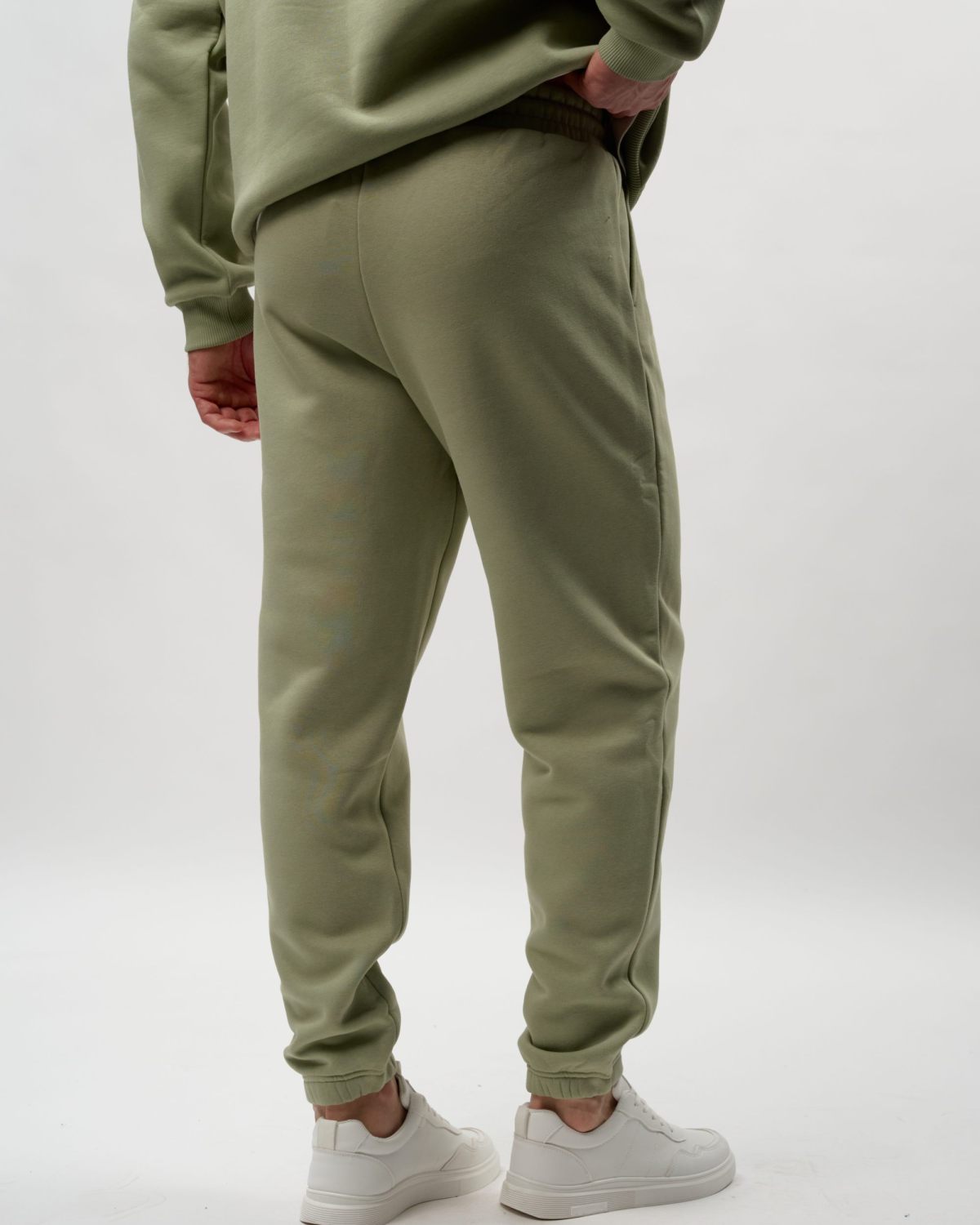 Утепленные брюки джоггеры Classic Nikasport, CL54-M11-OLV, цвет оливковый