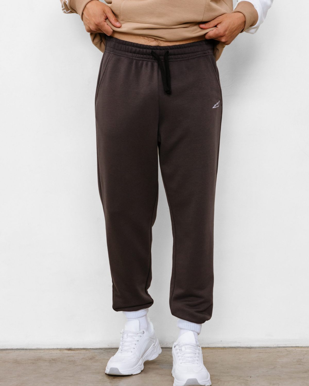Брюки джоггеры Beige&Grey Nikasport, BG54-M11-DRK/GRY, цвет темно-серый
