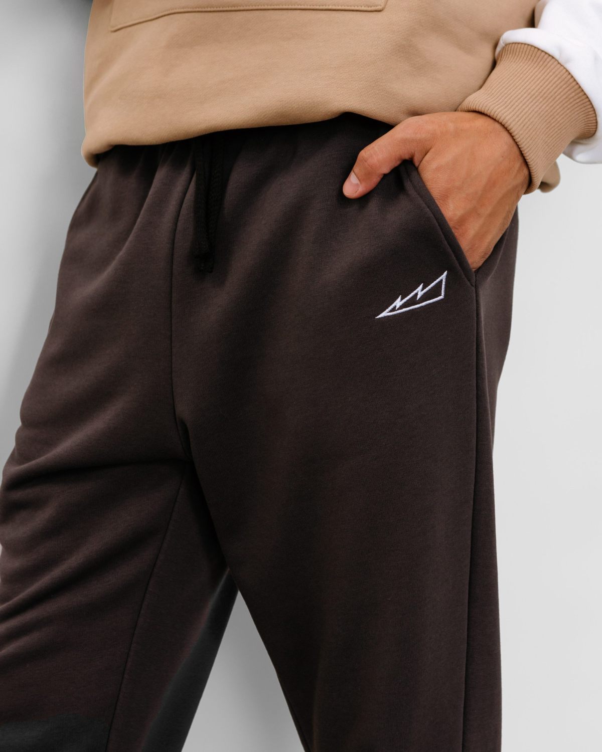 Брюки джоггеры Beige&Grey Nikasport, BG54-M11-DRK/GRY, цвет темно-серый